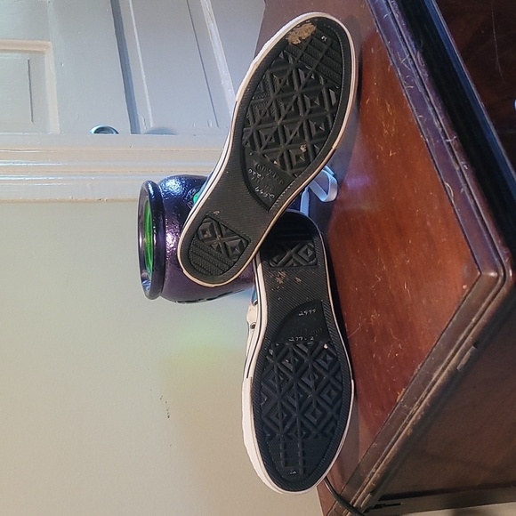 Converse All Star Chuck Taylors 6. (Fits like a 7.5)Multi Colored. - Picture 3 of 8